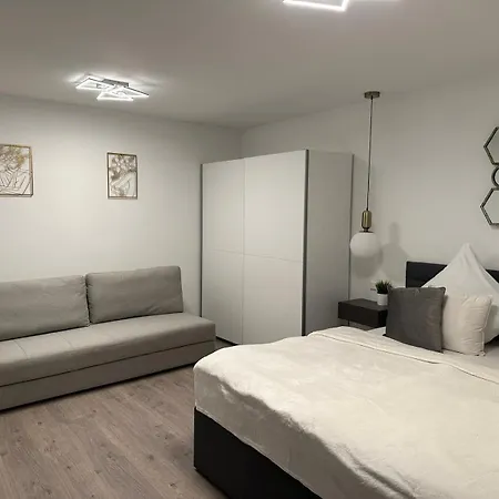 Prime Host Perfect * Karlsruhe
