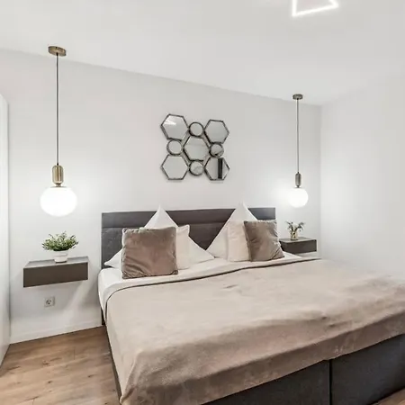 Prime Host Perfect * Karlsruhe
